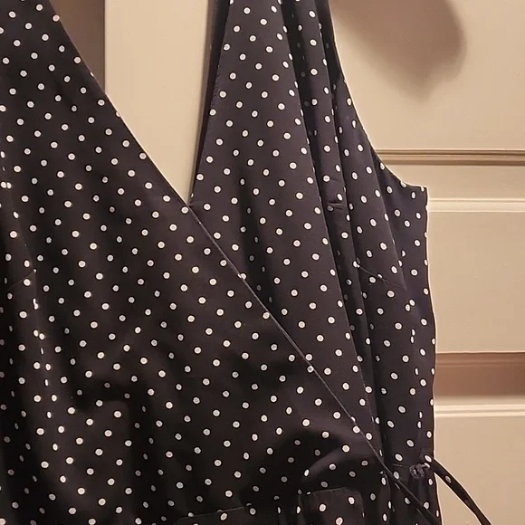 Polka Dot Swing Halter Faux Wrap Dress - Picture 4 of 7
